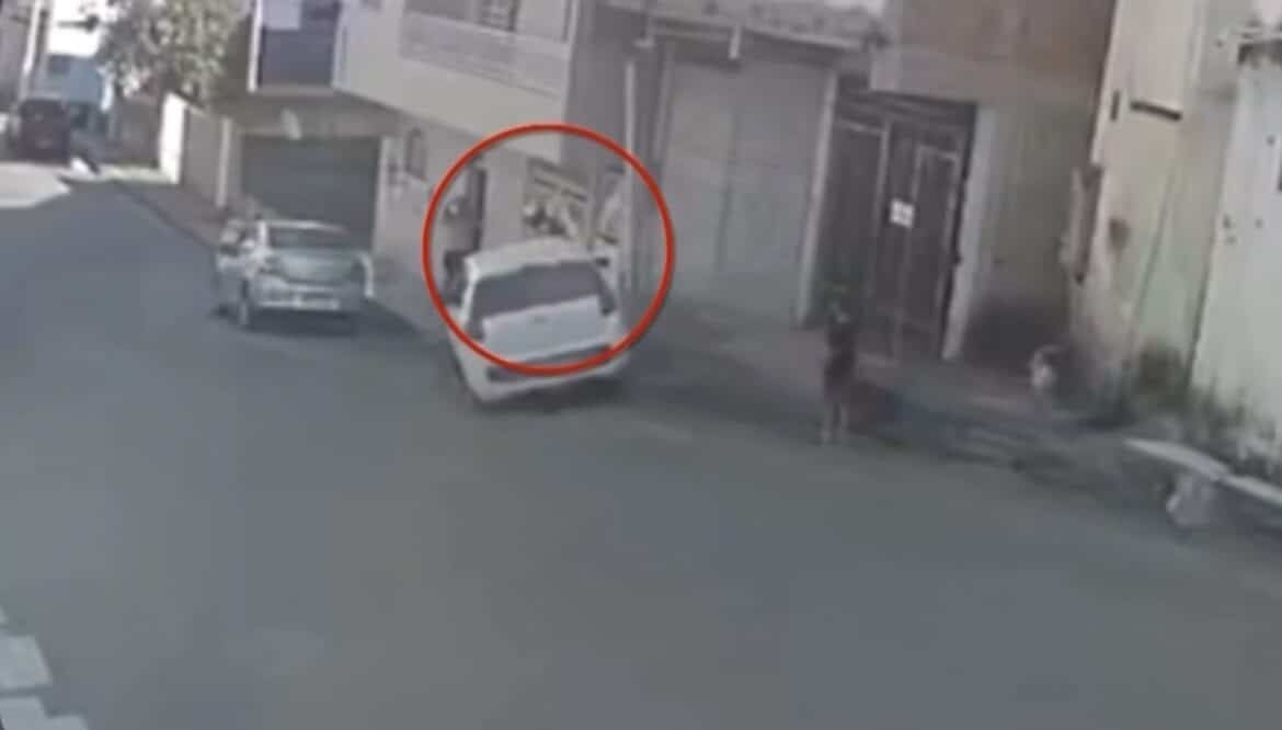 Homem atropela ex na frente do filho e é preso