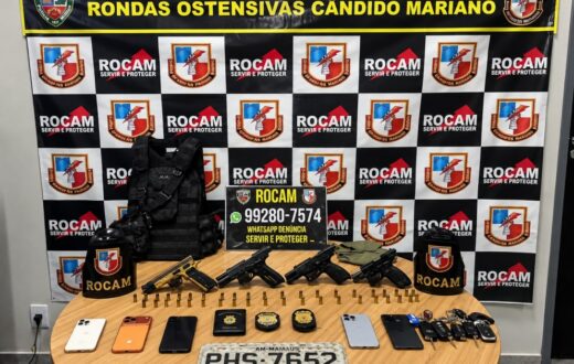 Distintivos e carteira funcional falsos são apreendidos com cinco homens na AM-070