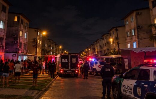Queda em conjunto habitacional de Manaus deixa adolescente de 16 anos morto